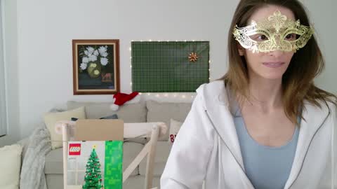 Snapshot of addieroseone chatting on December 20, 2024, 3:03 am Addison Rose I am currently away for the holiday weekend. Streams start again on 1242024. Enjoy the holiday online show from December 20, 2024, 3:03 am