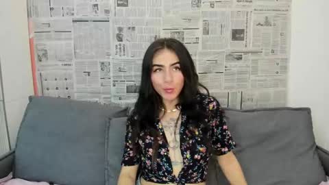 Snapshot of addiflower chatting on December 13, 2024, 11:17 pm addi online show from December 13, 2024, 11:17 pm