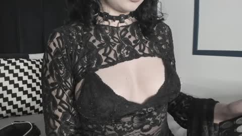 Snapshot of adeelinee chatting on January 11, 2025, 7:38 pm Ade online show from January 11, 2025, 7:38 pm