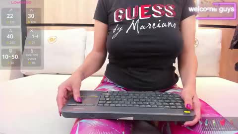 Snapshot of adela_chase chatting on October 7, 2025, 2:53 am adela chase online show from October 7, 2025, 2:53 am