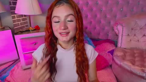 Adelaine online show from October 25, 2025, 5:26 am