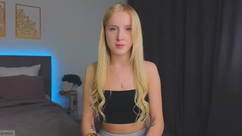 Snapshot of adele_armas chatting on September 24, 2025, 10:24 pm Adele online show from September 24, 2025, 10:24 pm