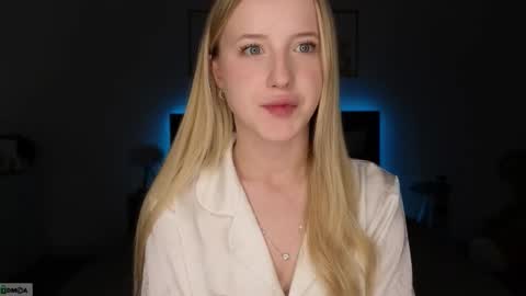 Snapshot of adele_armas chatting on February 4, 2026, 8:58 pm Adele online show from February 4, 2026, 8:58 pm