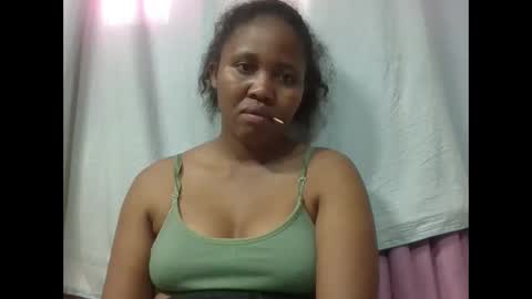 adelealy online show from November 18, 2025, 4:17 am