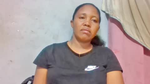 adelealy online show from June 15, 2026, 1:19 am