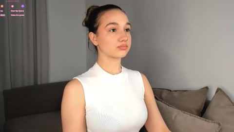 Snapshot of adelexx_zll chatting on February 25, 2026, 4:38 pm adelexx_zll online show from February 25, 2026, 4:38 pm