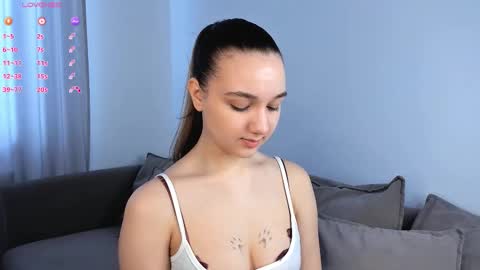 Snapshot of adelexx_zll chatting on March 12, 2026, 5:24 am adelexx_zll online show from March 12, 2026, 5:24 am