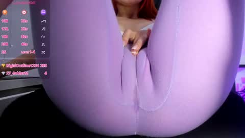 adelinaconte1 online show from February 4, 2025, 10:24 pm