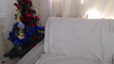 adelinalawson online show from January 25, 2025, 9:26 am