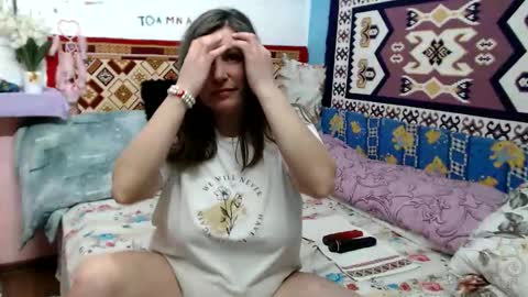 adelinemilf online show from March 3, 2026, 11:38 am