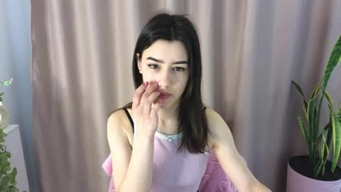 Snapshot of adellyy chatting on March 22, 2026, 10:18 am Adellyy online show from March 22, 2026, 10:18 am