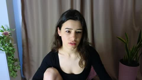 Snapshot of adellyy chatting on April 7, 2026, 6:58 am Adellyy online show from April 7, 2026, 6:58 am