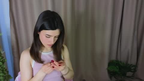 Snapshot of adellyy chatting on April 18, 2026, 10:52 am Adellyy online show from April 18, 2026, 10:52 am