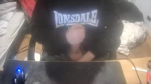 Snapshot of adertitsoff69 chatting on March 17, 2026, 5:33 am adertitsoff69 online show from March 17, 2026, 5:33 am