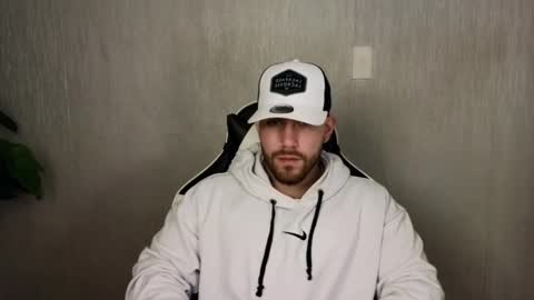 Ades online show from October 23, 2025, 11:20 am