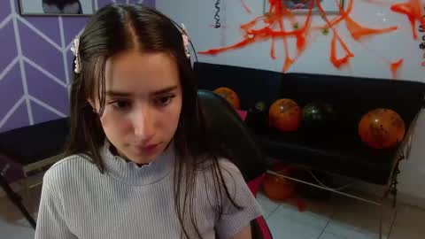 Snapshot of adhara_kitten chatting on November 6, 2025, 1:12 pm Adhara online show from November 6, 2025, 1:12 pm