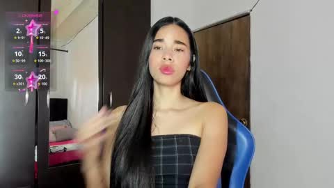 Adhara Miller online show from September 18, 2025, 3:03 pm