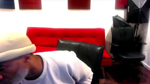 Snapshot of adick_ting chatting on December 15, 2024, 12:06 pm adick_ting online show from December 15, 2024, 12:06 pm