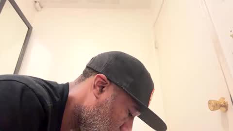 Snapshot of adick_ting chatting on December 27, 2024, 3:42 am adick_ting online show from December 27, 2024, 3:42 am