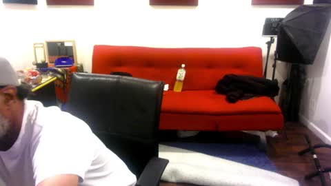 Snapshot of adick_ting chatting on February 2, 2026, 2:54 am adick_ting online show from February 2, 2026, 2:54 am