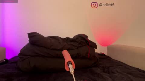 Snapshot of adler800354 chatting on December 18, 2025, 6:30 am adler online show from December 18, 2025, 6:30 am