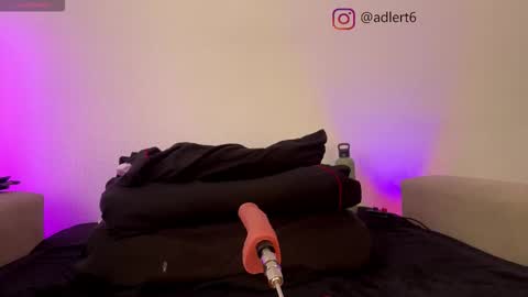 Snapshot of adler800354 chatting on February 5, 2026, 6:07 am adler online show from February 5, 2026, 6:07 am