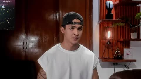 Adonis online show from December 4, 2024, 2:31 am