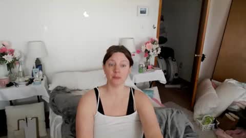 Snapshot of adorable22 chatting on February 24, 2026, 2:26 pm adorable22 online show from February 24, 2026, 2:26 pm