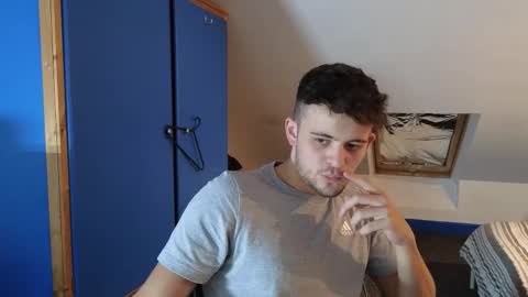 Snapshot of adr_twink chatting on October 21, 2025, 6:41 pm ADR Twink online show from October 21, 2025, 6:41 pm