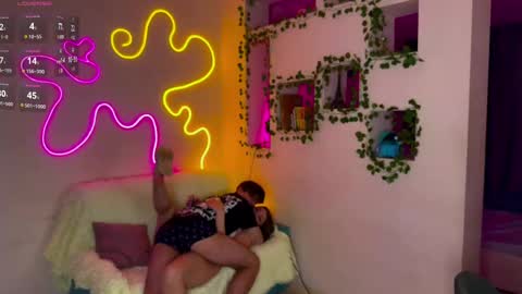 adrean_sofi online show from February 14, 2025, 10:14 pm