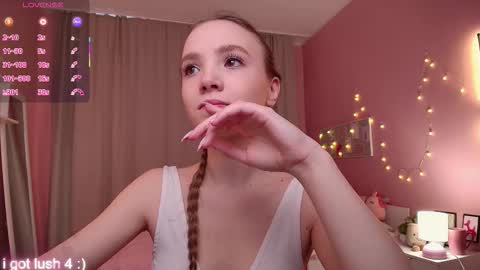 Eva online show from December 15, 2025, 7:34 am