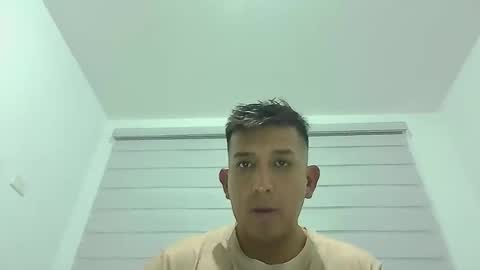 ADRIAN  OSCAR online show from May 26, 2026, 11:23 pm