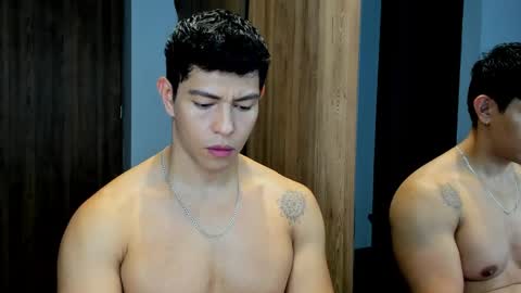 Adrian del Mar online show from May 2, 2026, 4:45 pm