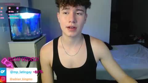 Snapshot of adrian_morelli chatting on October 25, 2025, 12:07 am adrian morelli online show from October 25, 2025, 12:07 am