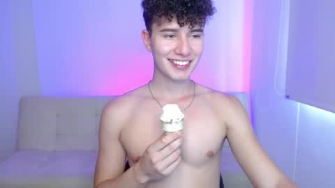 Snapshot of adrian_morelli chatting on March 5, 2026, 7:10 pm adrian morelli online show from March 5, 2026, 7:10 pm