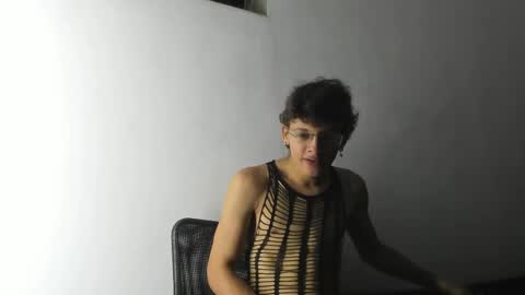 Snapshot of adrian_wolff chatting on June 3, 2026, 3:20 am Adrian W online show from June 3, 2026, 3:20 am