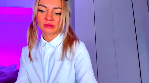 Snapshot of adriana_coy_ chatting on February 2, 2026, 2:49 pm Adriana online show from February 2, 2026, 2:49 pm