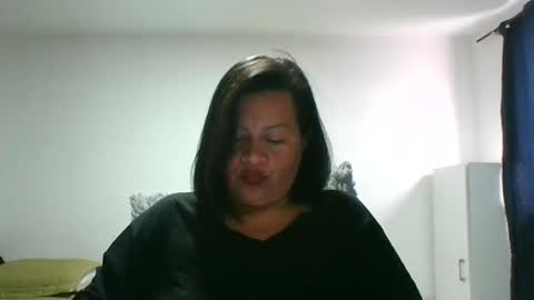 adrianagogo18 online show from October 25, 2025, 8:58 pm