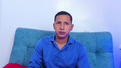 Snapshot of adrianmatthew chatting on February 4, 2025, 12:11 pm Adrian Matthew online show from February 4, 2025, 12:11 pm