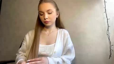 Snapshot of adriannemuldowney chatting on March 21, 2026, 12:43 pm Caroline online show from March 21, 2026, 12:43 pm