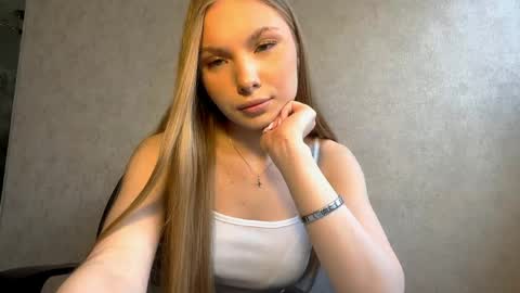 Snapshot of adriannemuldowney chatting on March 28, 2026, 1:00 pm Caroline online show from March 28, 2026, 1:00 pm