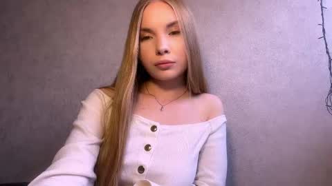 Snapshot of adriannemuldowney chatting on May 16, 2026, 2:16 pm Caroline online show from May 16, 2026, 2:16 pm