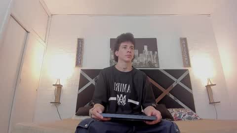 Snapshot of adriano_bigcock chatting on November 4, 2025, 4:11 am Adrian online show from November 4, 2025, 4:11 am