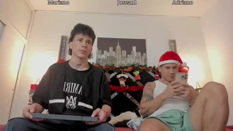 Snapshot of adriano_bigcock chatting on November 28, 2025, 3:42 am Adrian online show from November 28, 2025, 3:42 am