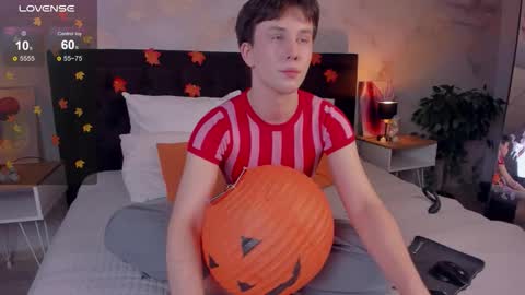 Snapshot of adrianoaubert chatting on October 20, 2025, 10:16 am adrianoaubert online show from October 20, 2025, 10:16 am