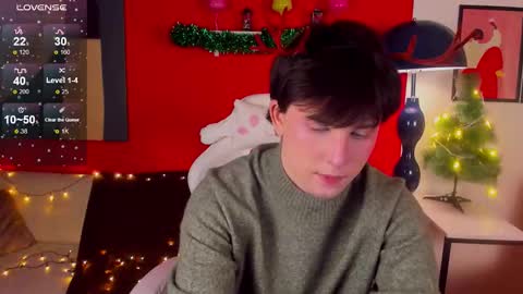 Snapshot of adrianoaubert chatting on December 18, 2025, 10:32 am adrianoaubert online show from December 18, 2025, 10:32 am