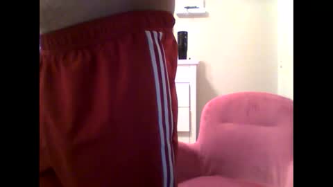 Snapshot of adrianpauli chatting on January 13, 2026, 5:02 am adrianpauli online show from January 13, 2026, 5:02 am