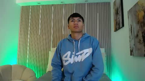 adrianstark_ online show from July 9, 2026, 12:31 pm