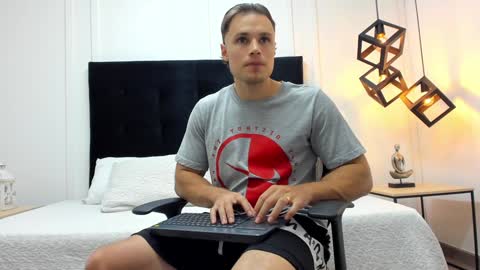 Snapshot of adrien_roche888 chatting on February 6, 2025, 11:15 pm Adrein Roche online show from February 6, 2025, 11:15 pm