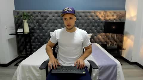 Snapshot of adrien_roche888 chatting on February 25, 2025, 12:47 am Adrein Roche online show from February 25, 2025, 12:47 am